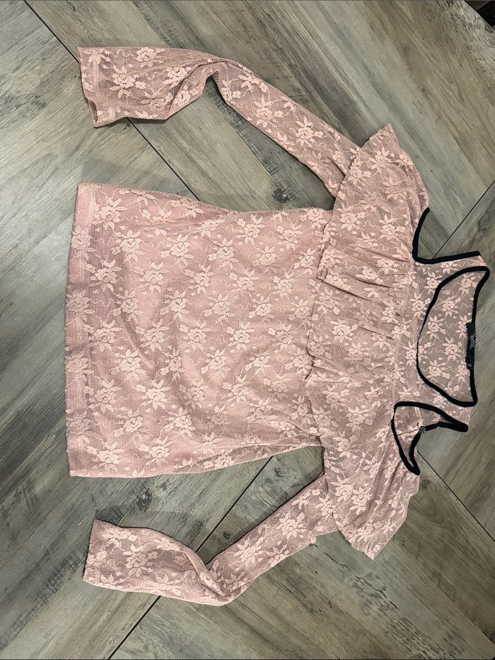 BKE Boutique Blush Pink Lace Top with Black Trim